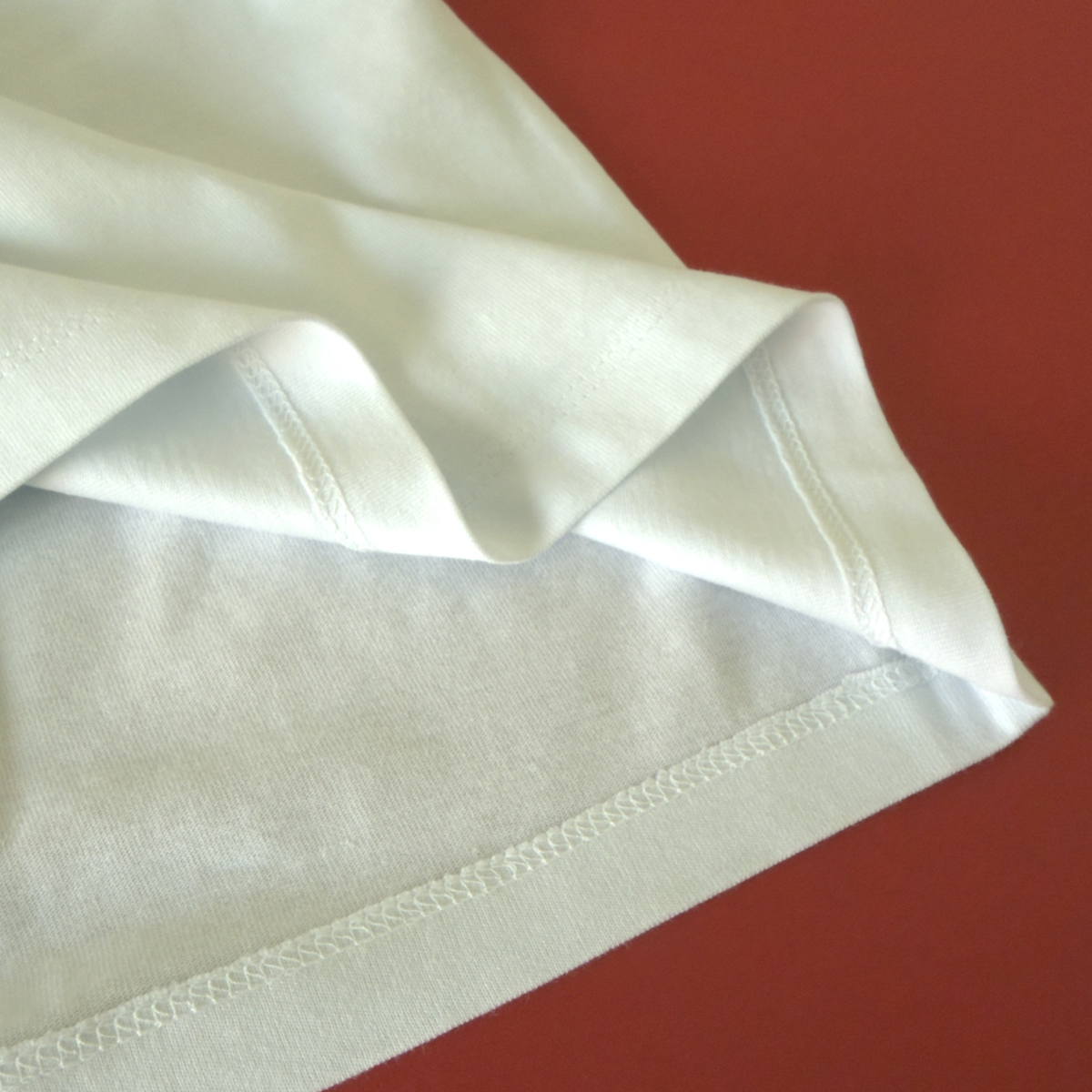 Camiseta Blanca Larga Oversize "Ay! La Madre"