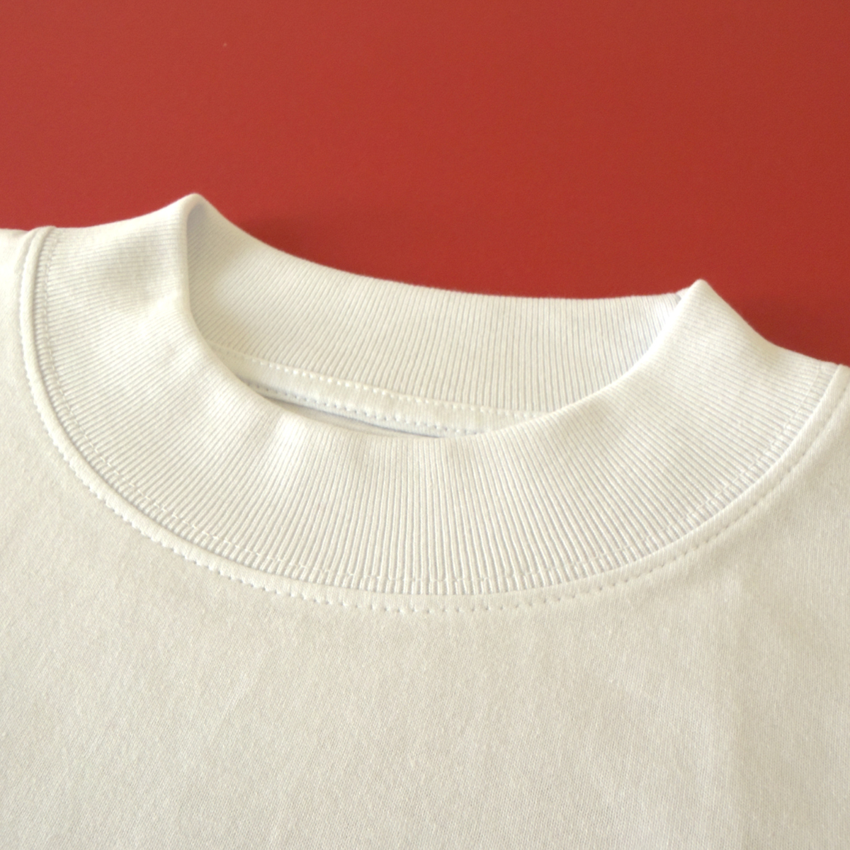 Camiseta Blanca Larga Oversize "Ay! La Madre"